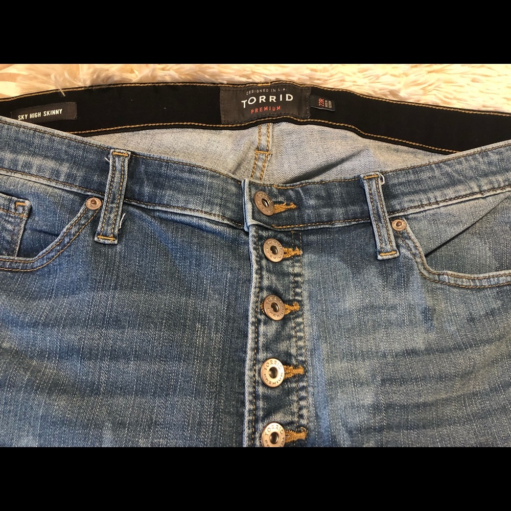 Torrid size 22 regular Sky High Skinny jeans